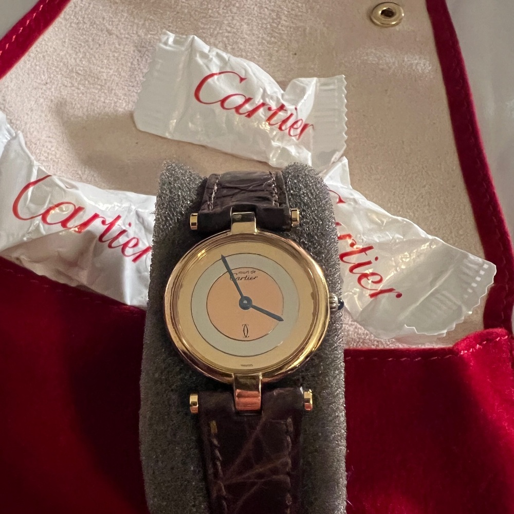 Cartier Paris Womens Watch New Swiss Made Strap Leather Made in France